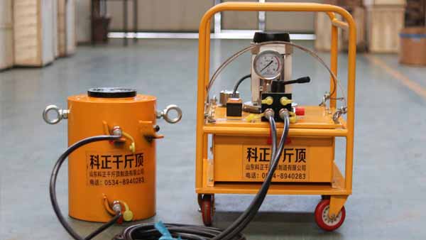 人造草坪上膠機